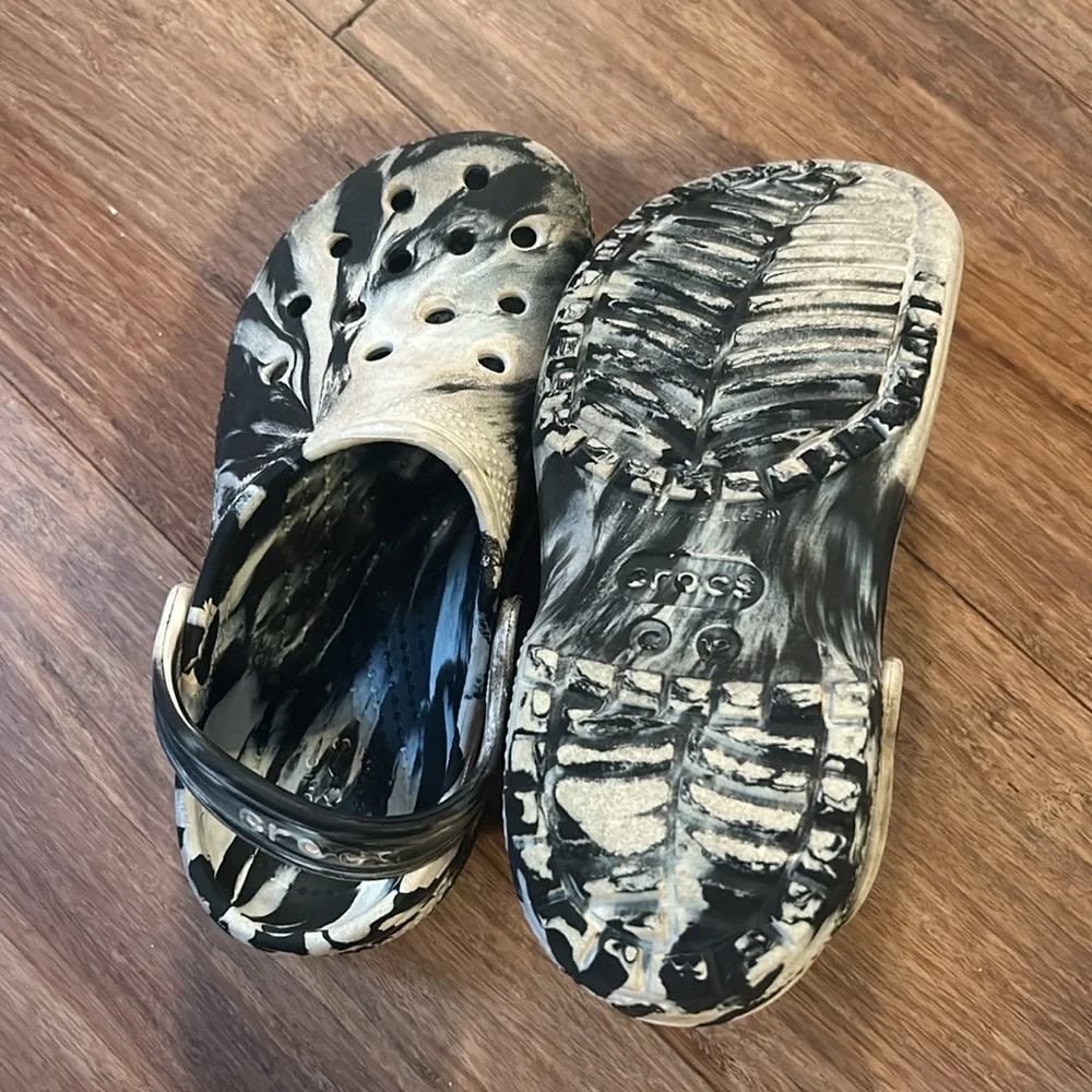 Crocs - Picture 3 of 3